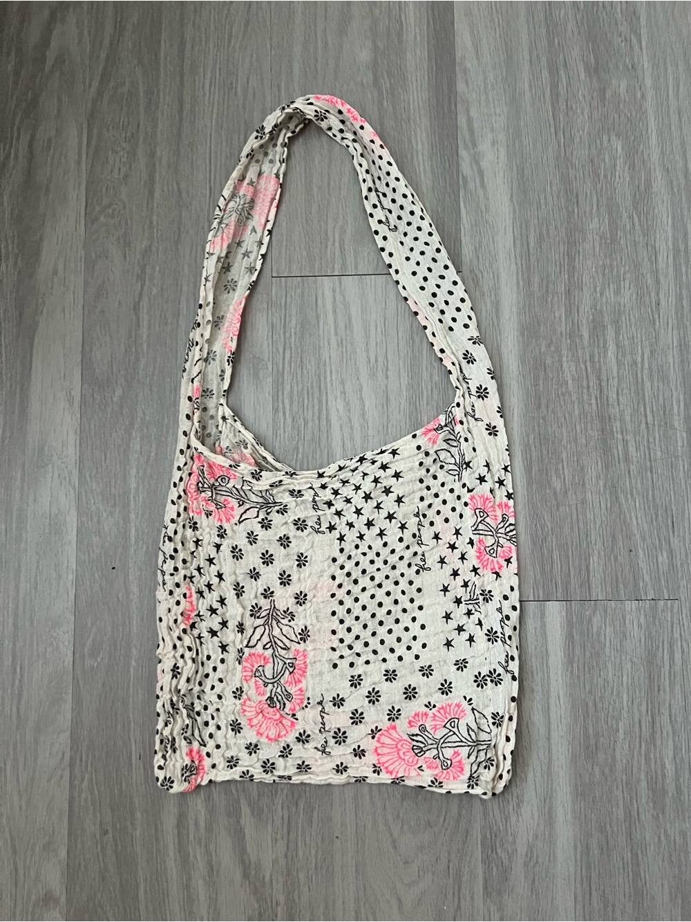 Free People Boho Slouchy Shoulder Bag Cream Pink Floral Star Dot Print Tote